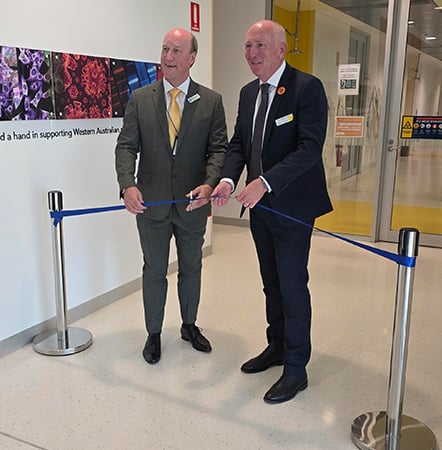 VIP lab launch -ribbon cut